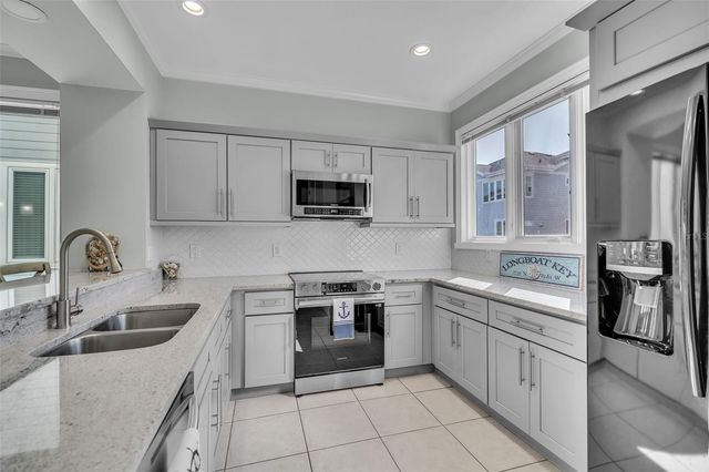 848 EVERGREEN WAY, Longboat Key, FL 34228