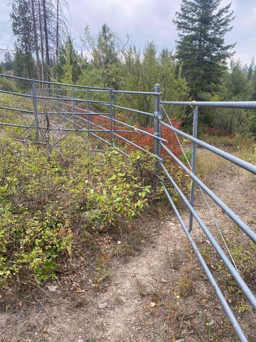 34 Peace Ridge Way, Kettle Falls, WA 99141