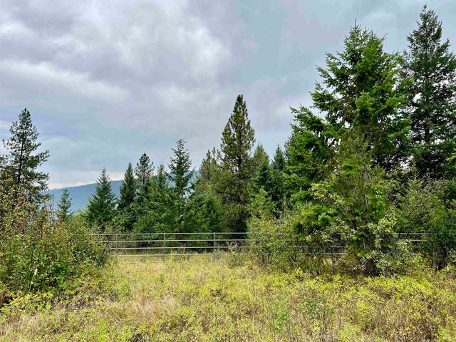 34 Peace Ridge Way, Kettle Falls, WA 99141