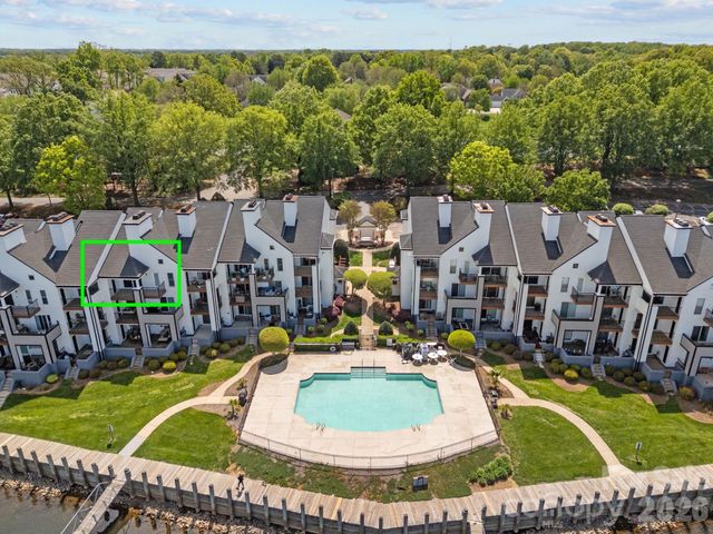 18749 Vineyard Point Lane, Cornelius, NC 28031