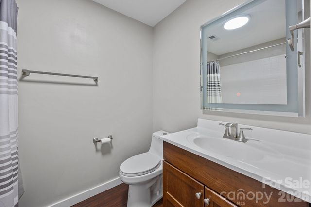18749 Vineyard Point Lane, Cornelius, NC 28031
