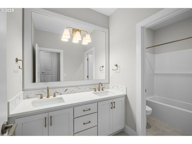 17858 Nw Layla Lot 20, Portland, OR 97229