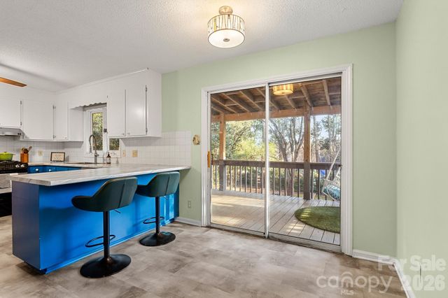 9118 Windjammer Drive, Tega Cay, SC 29708