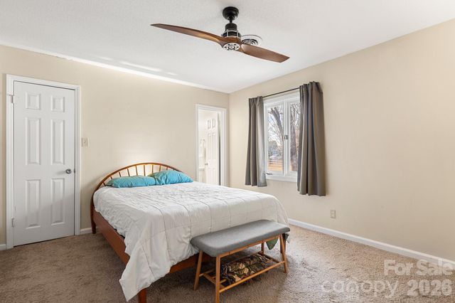 9118 Windjammer Drive, Tega Cay, SC 29708