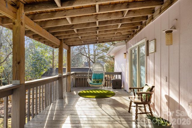 9118 Windjammer Drive, Tega Cay, SC 29708