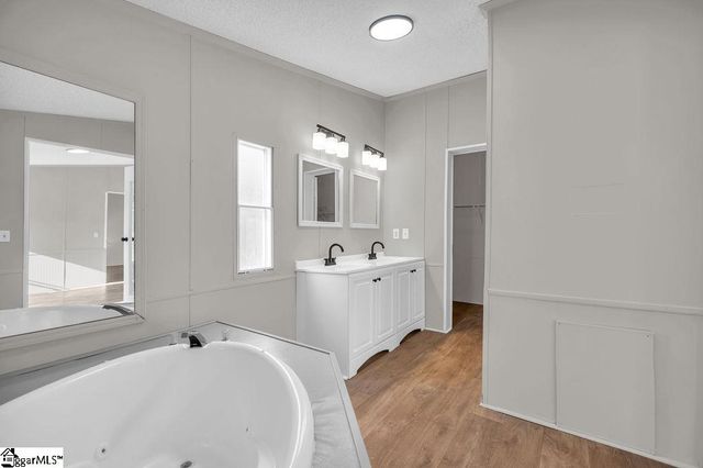 4 Riverbreeze Road, Greenville, SC 29611