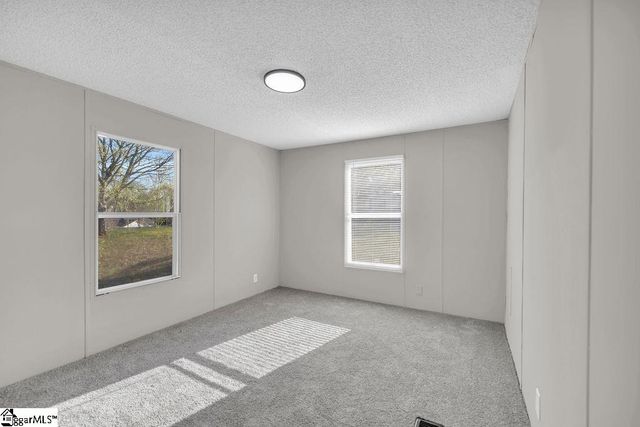 4 Riverbreeze Road, Greenville, SC 29611