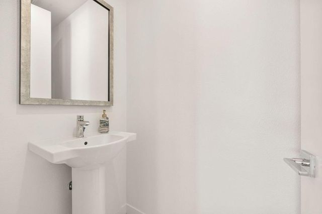 928 Galaxy Drive, Palm Springs, CA 92264