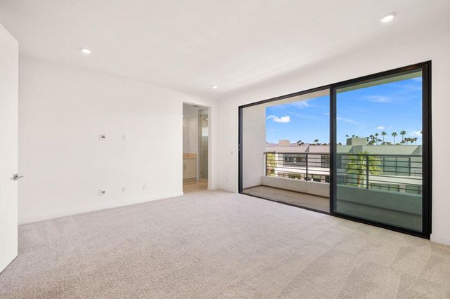 928 Galaxy Drive, Palm Springs, CA 92264