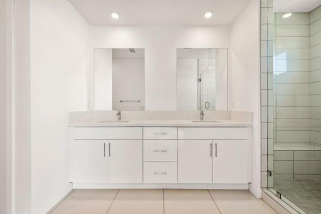 928 Galaxy Drive, Palm Springs, CA 92264