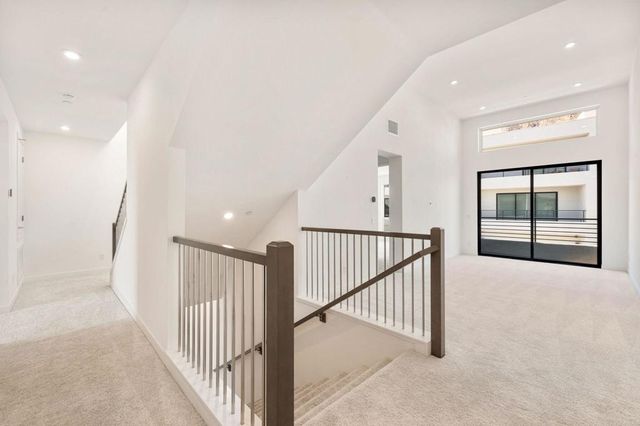 928 Galaxy Drive, Palm Springs, CA 92264