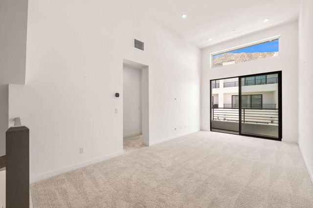 928 Galaxy Drive, Palm Springs, CA 92264