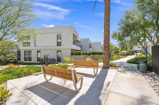 928 Galaxy Drive, Palm Springs, CA 92264