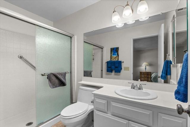 5794 Los Coyotes Drive, Palm Springs, CA 92264