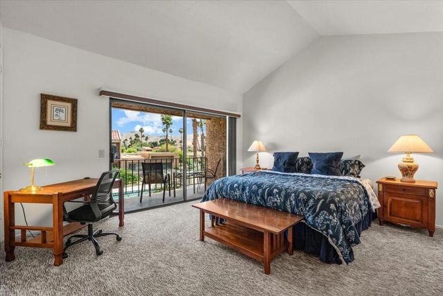 5794 Los Coyotes Drive, Palm Springs, CA 92264