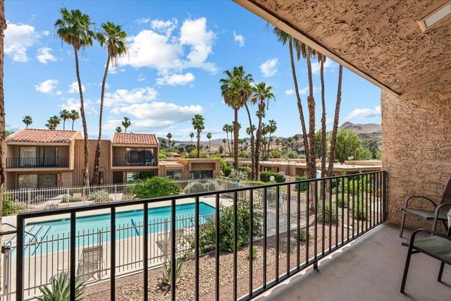 5794 Los Coyotes Drive, Palm Springs, CA 92264