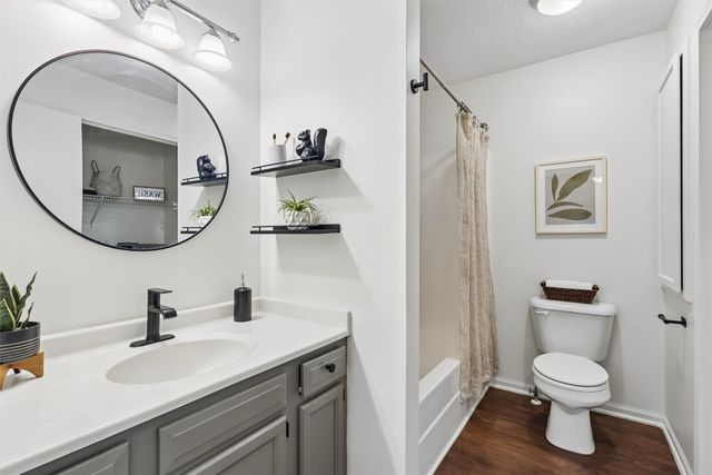 1400 S 52nd Street 44, West Des Moines, IA 50265