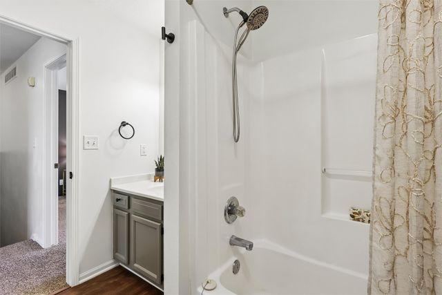 1400 S 52nd Street 44, West Des Moines, IA 50265