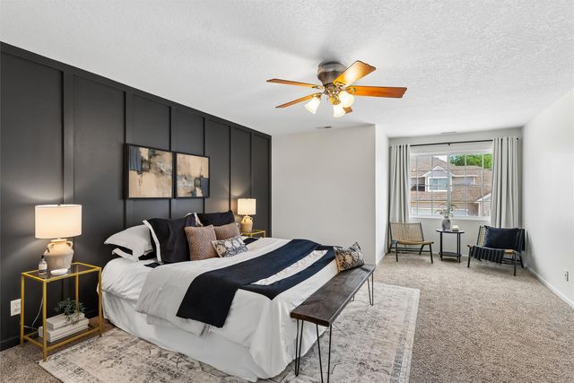 1400 S 52nd Street 44, West Des Moines, IA 50265