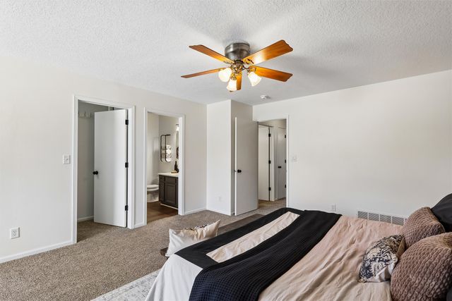 1400 S 52nd Street 44, West Des Moines, IA 50265
