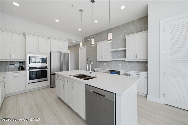 3051 Hafen Lane 404, Melbourne Beach, FL 32951