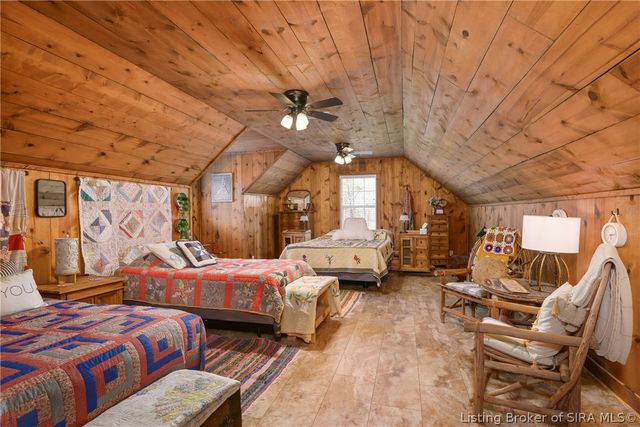 2011 Southern Hills Drive, Borden, IN 47106