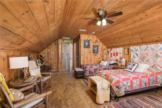 2011 Southern Hills Drive, Borden, IN 47106
