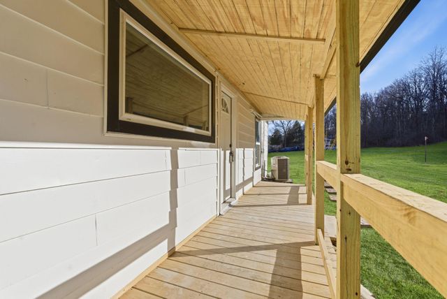 2919 Scaffold Cane Road, Berea, KY 40403