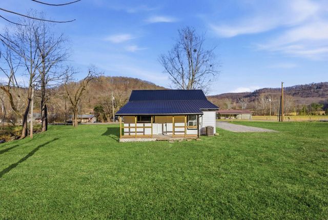 2919 Scaffold Cane Road, Berea, KY 40403