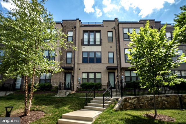 14304 BECKETT GLEN CIR, Chantilly, VA 20151