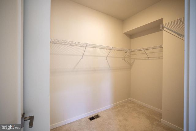 14304 BECKETT GLEN CIR, Chantilly, VA 20151