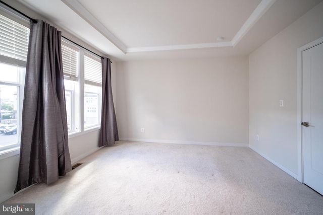 14304 BECKETT GLEN CIR, Chantilly, VA 20151