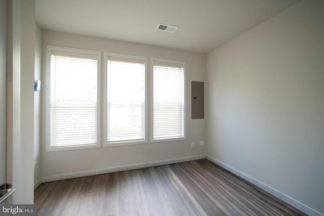14304 BECKETT GLEN CIR, Chantilly, VA 20151