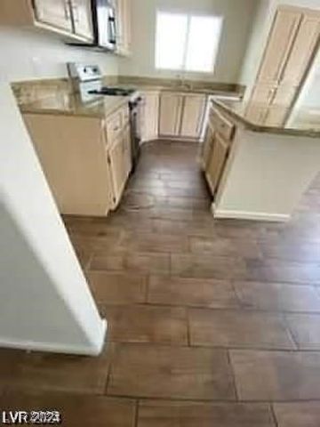 1213 Daytona Lane, Las Vegas, NV 89117