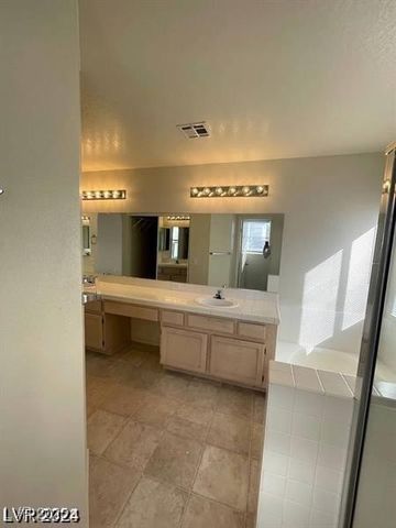 1213 Daytona Lane, Las Vegas, NV 89117