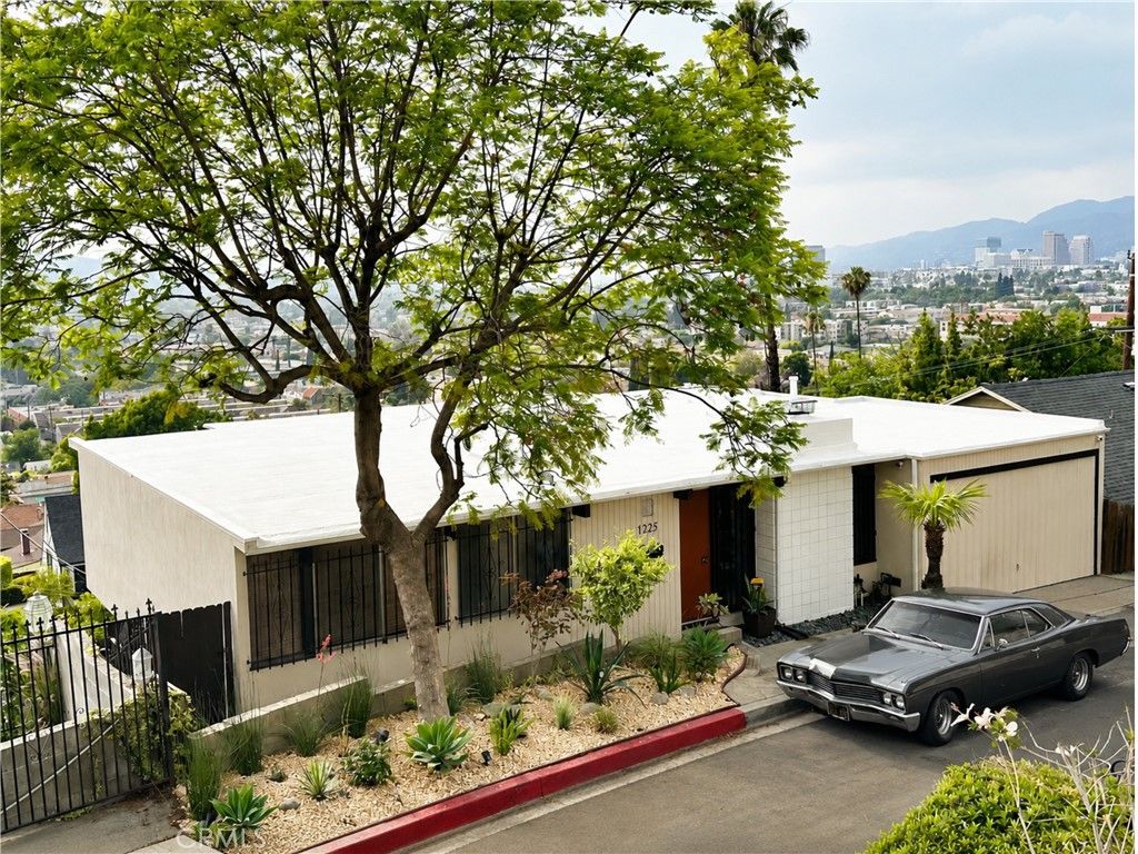1225 Oberlin, Glendale, CA 91205
