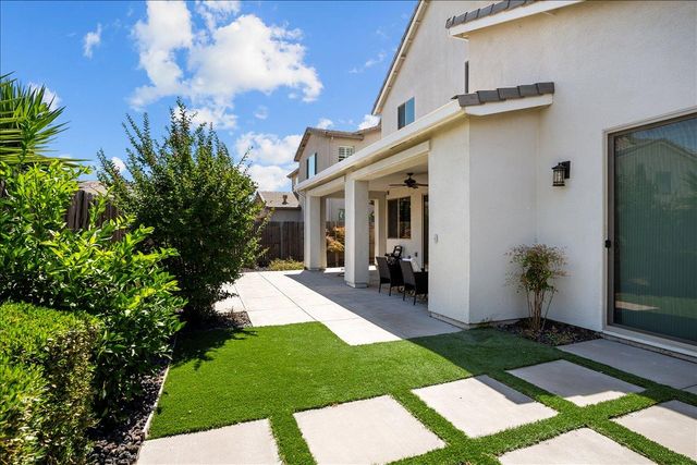 1821 Coit St, Manteca, CA 95337