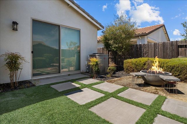 1821 Coit St, Manteca, CA 95337