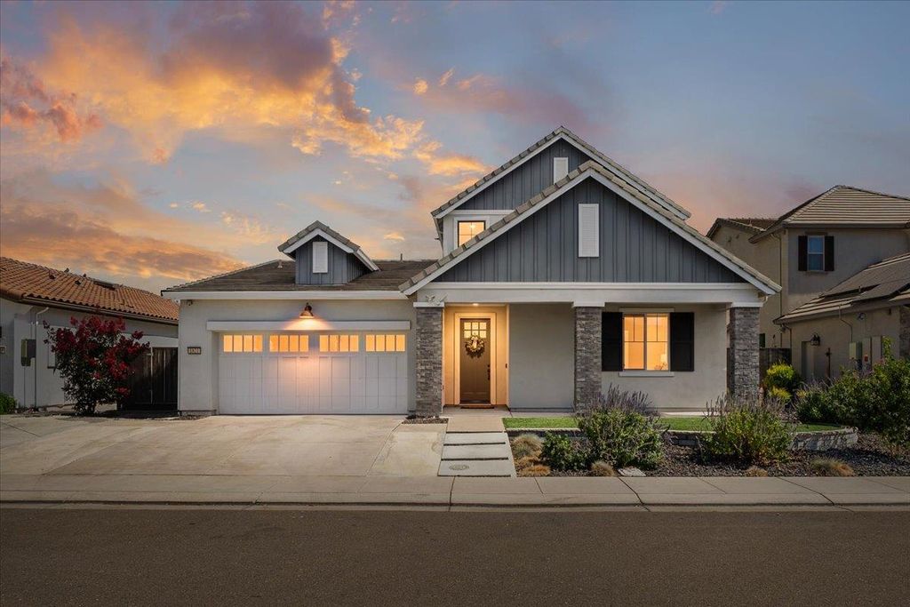 1821 Coit St, Manteca, CA 95337