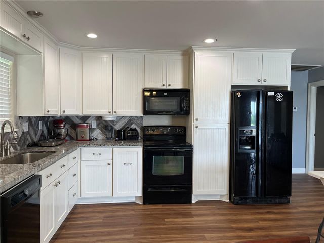 21511 Rio Villa Drive S, Houston, TX 77049