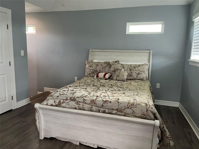 21511 Rio Villa Drive S, Houston, TX 77049