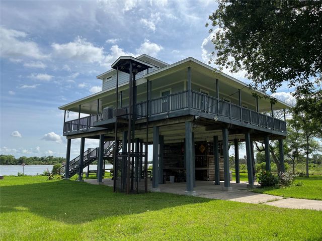 21511 Rio Villa Drive S, Houston, TX 77049