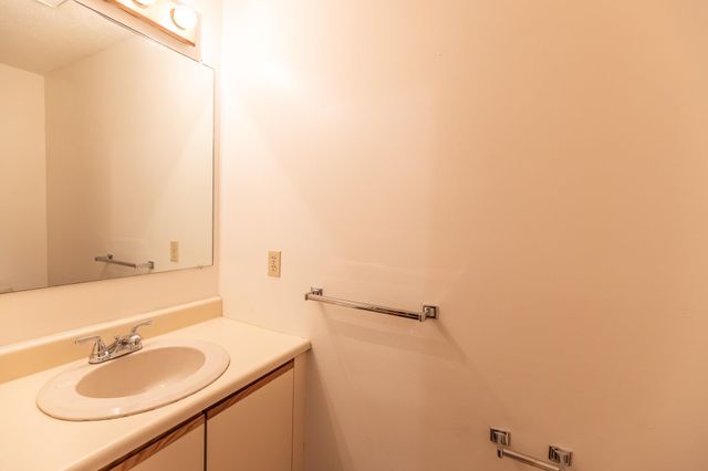 84 Branch Tpke Unit 16, Concord, NH 03301