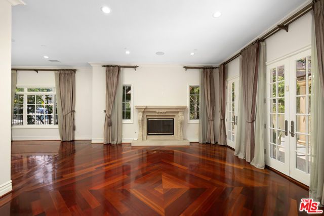 314 N Palm Drive, Beverly Hills, CA 90210
