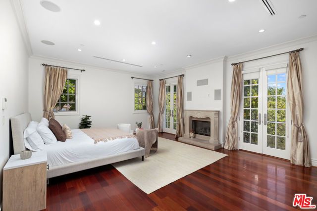 314 N Palm Drive, Beverly Hills, CA 90210