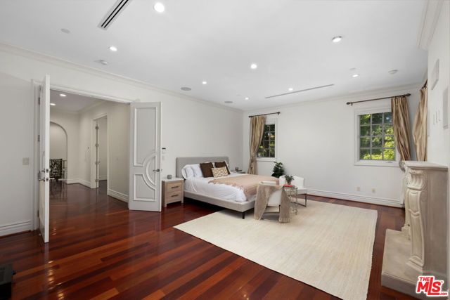 314 N Palm Drive, Beverly Hills, CA 90210