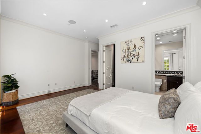 314 N Palm Drive, Beverly Hills, CA 90210