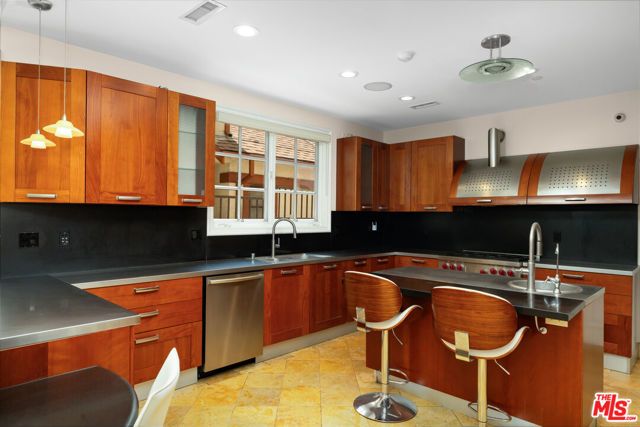 314 N Palm Drive, Beverly Hills, CA 90210