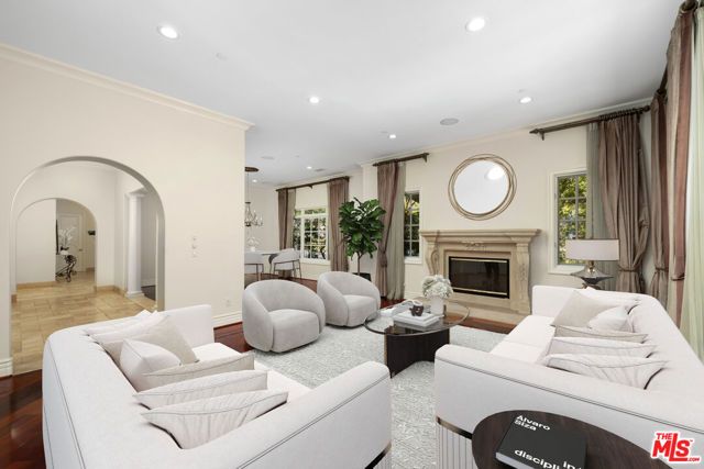314 N Palm Drive, Beverly Hills, CA 90210