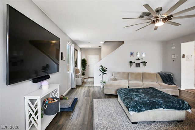 5732 Aspen Park Lane, North Las Vegas, NV 89081